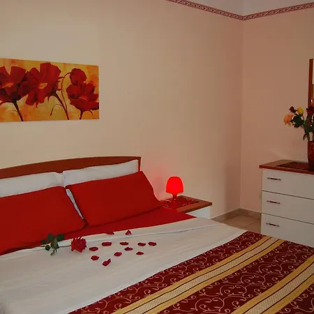 Holiday home Albicocche House *