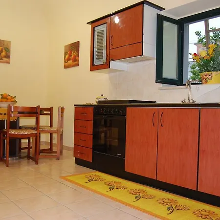 Albicocche House Tatil Evi *